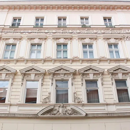 Korina - City Center Apartamento